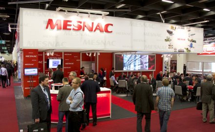 8868体育参加2014年德国科隆国际轮胎展